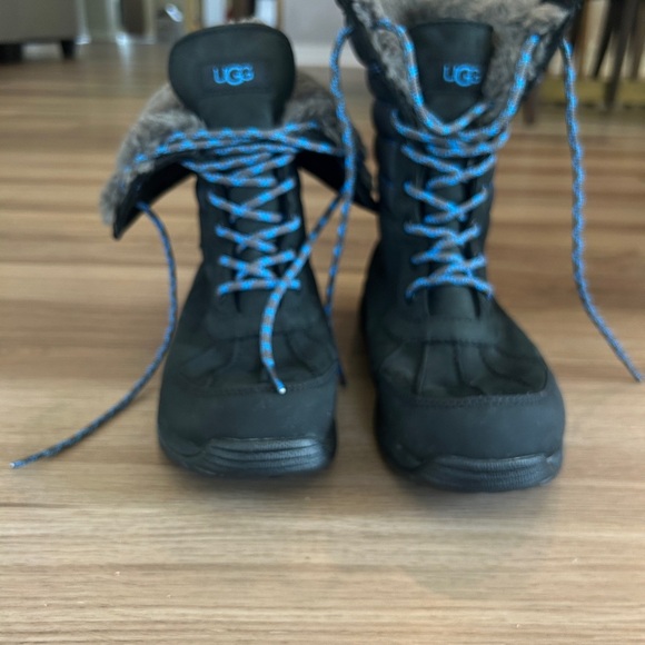 UGG - Men's Butte Quilted Black /Big Sky 1158279 Leather Winter Boot - Picture 2 of 9